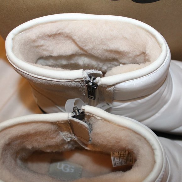 NIB UGG MINI RIDGE PUFFER‎ WATERPROOF QUILTED BOOTS WHITE - Picture 4 of 8